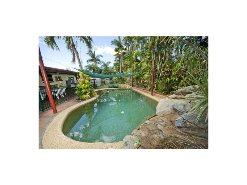 7 Fishburn Street, Bentley Park QLD 4869