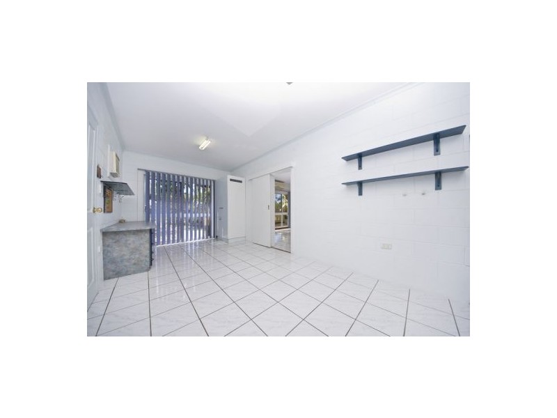 7 Fishburn Street, Bentley Park QLD 4869