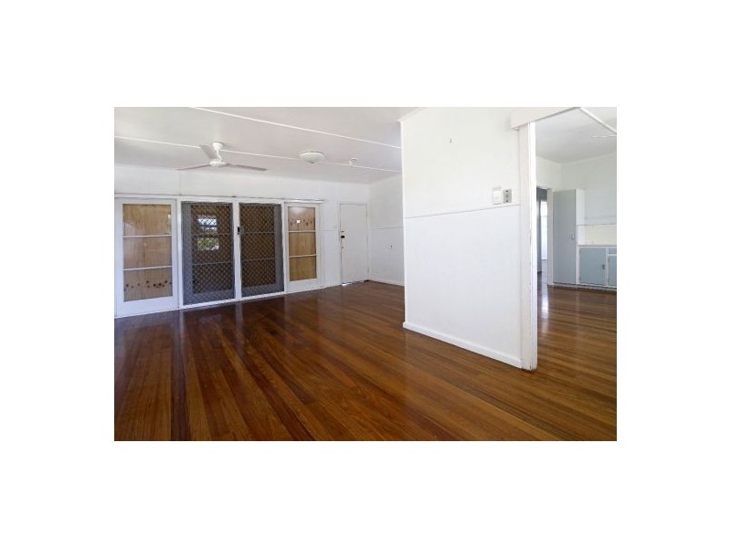 12 Gough Street, Manunda QLD 4870