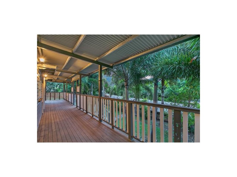 2a/2b Martin Street, Freshwater QLD 4870