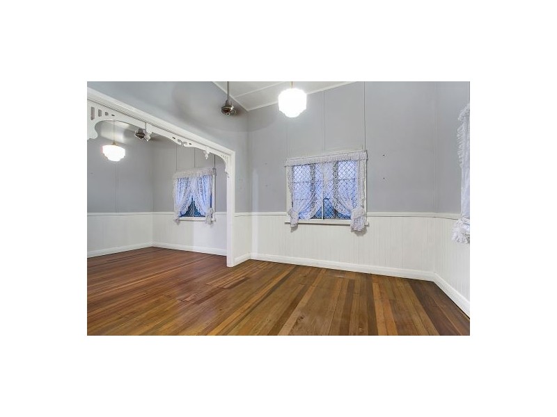 2a/2b Martin Street, Freshwater QLD 4870