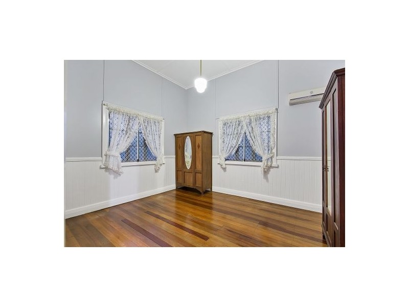 2a/2b Martin Street, Freshwater QLD 4870