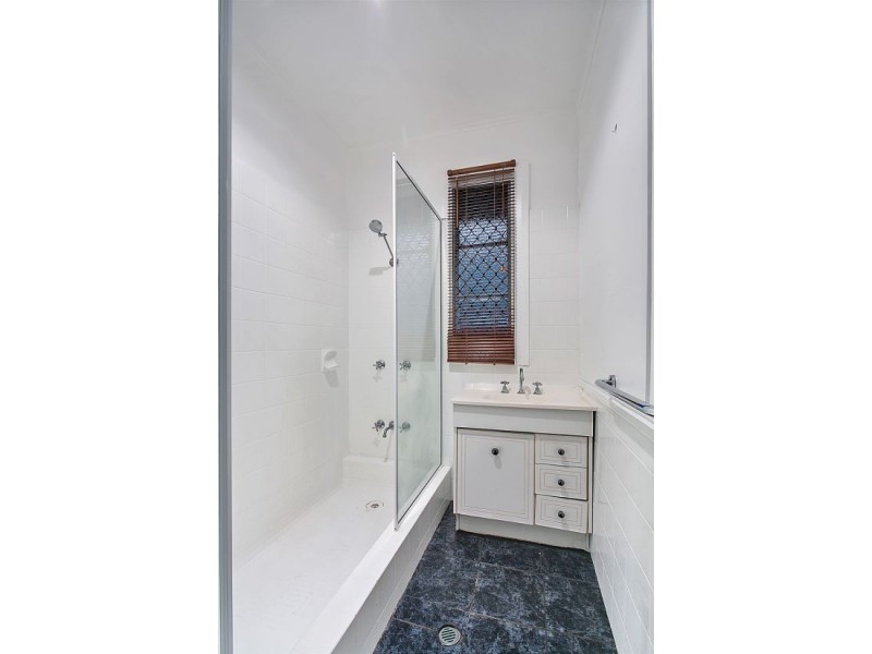 2a/2b Martin Street, Freshwater QLD 4870