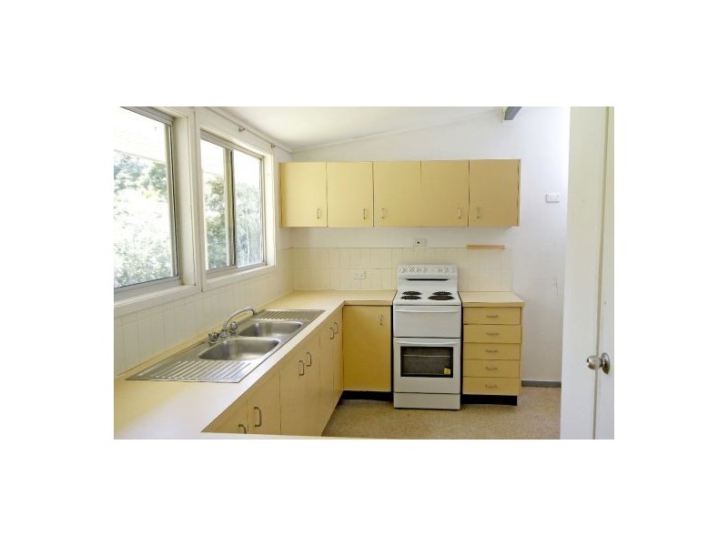 6 Wimble Street, Brinsmead QLD 4870