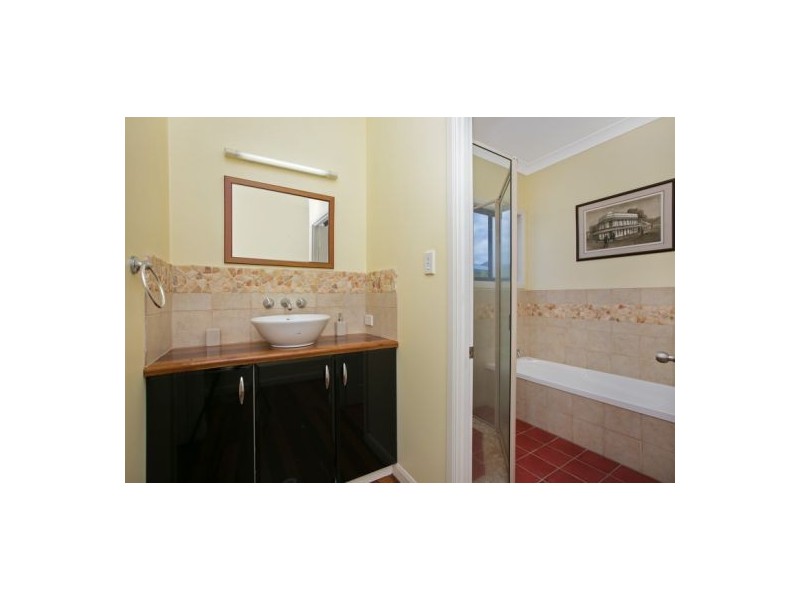 14 Timberlea Drive, Bentley Park QLD 4869