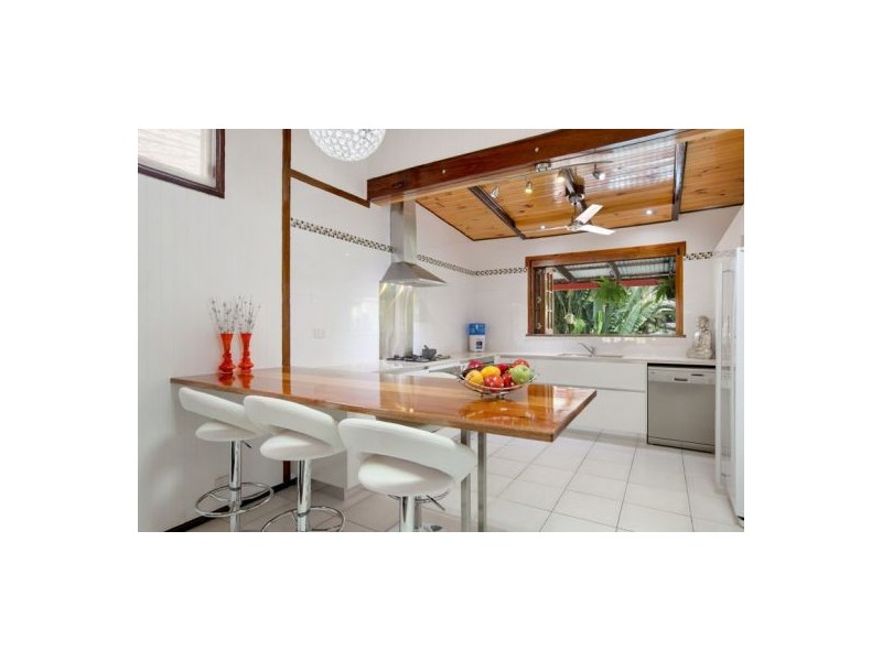 6 Shearer Avenue, Cairns QLD 4870