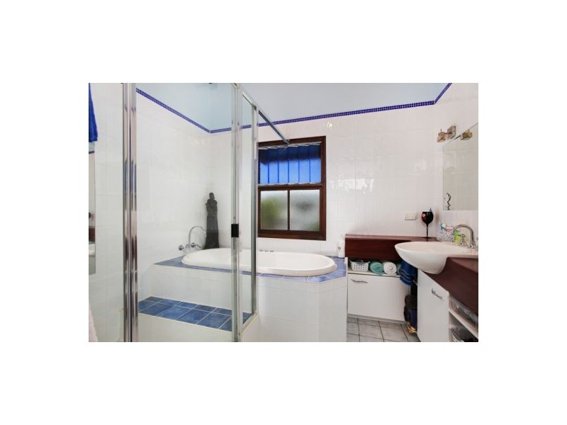 6 Shearer Avenue, Cairns QLD 4870