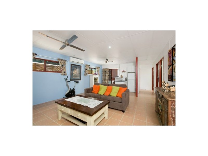 6 Shearer Avenue, Cairns QLD 4870