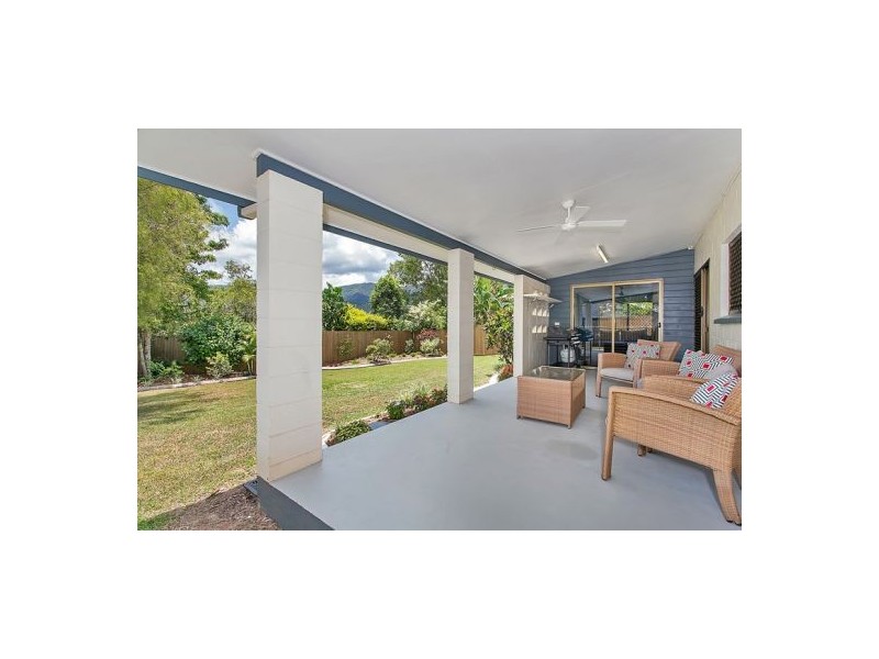 5 Beatrice Street, Mooroobool QLD 4870
