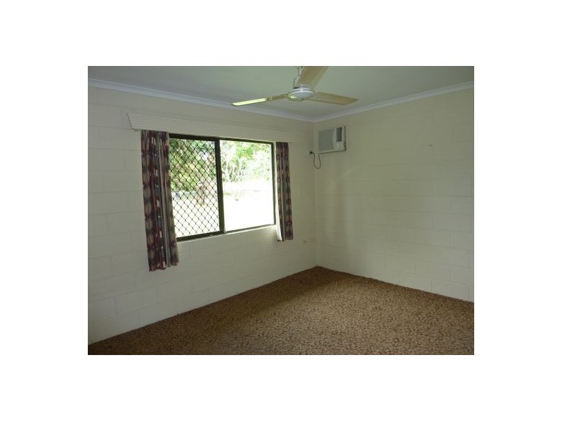 34 Alma Street, Woree QLD 4868