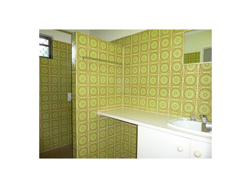 34 Alma Street, Woree QLD 4868