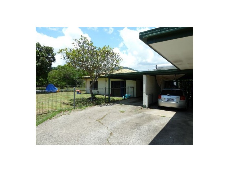 34 Alma Street, Woree QLD 4868