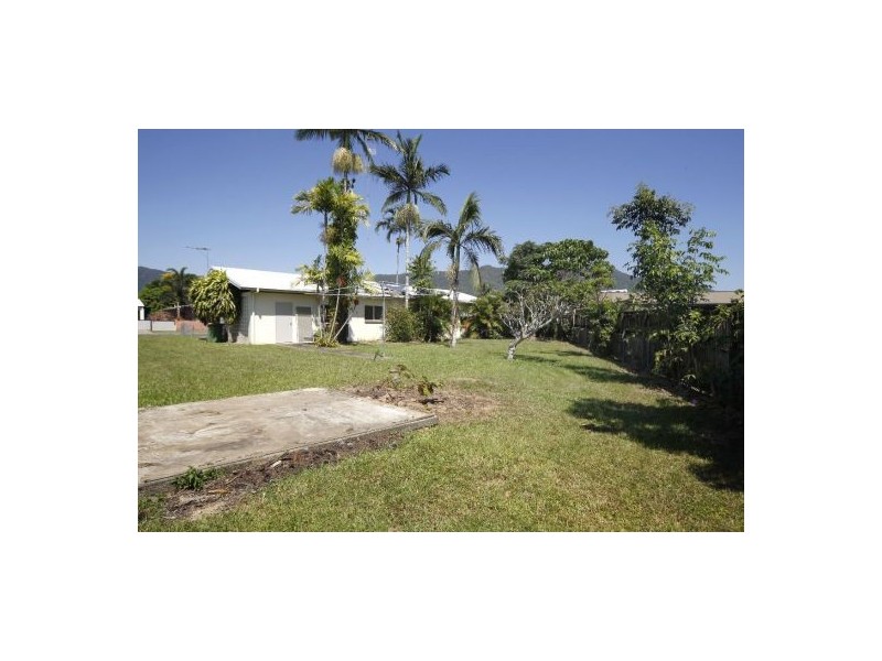 94 McLaughlin Road, Bentley Park QLD 4869