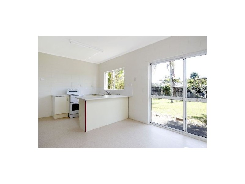 94 McLaughlin Road, Bentley Park QLD 4869