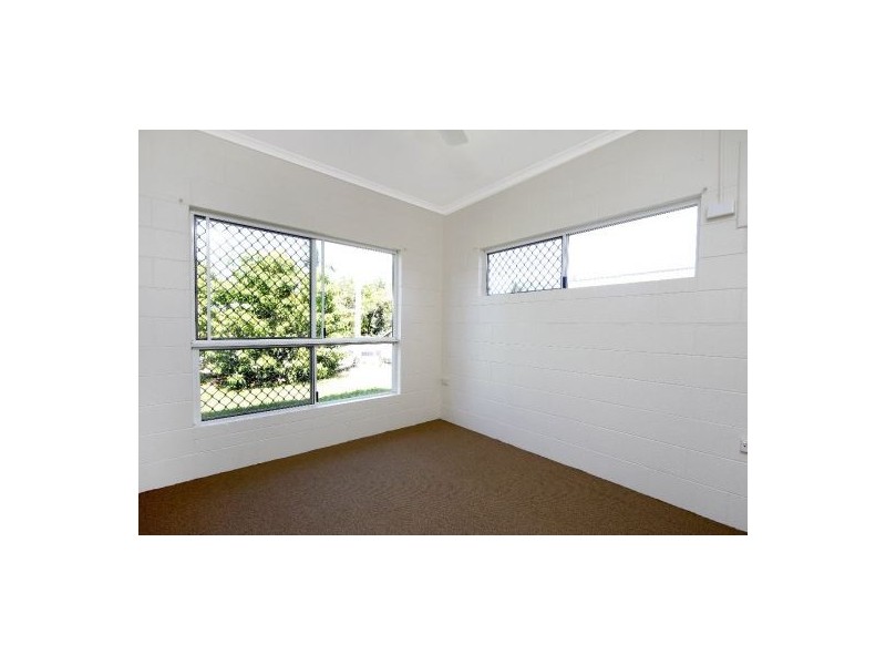 94 McLaughlin Road, Bentley Park QLD 4869