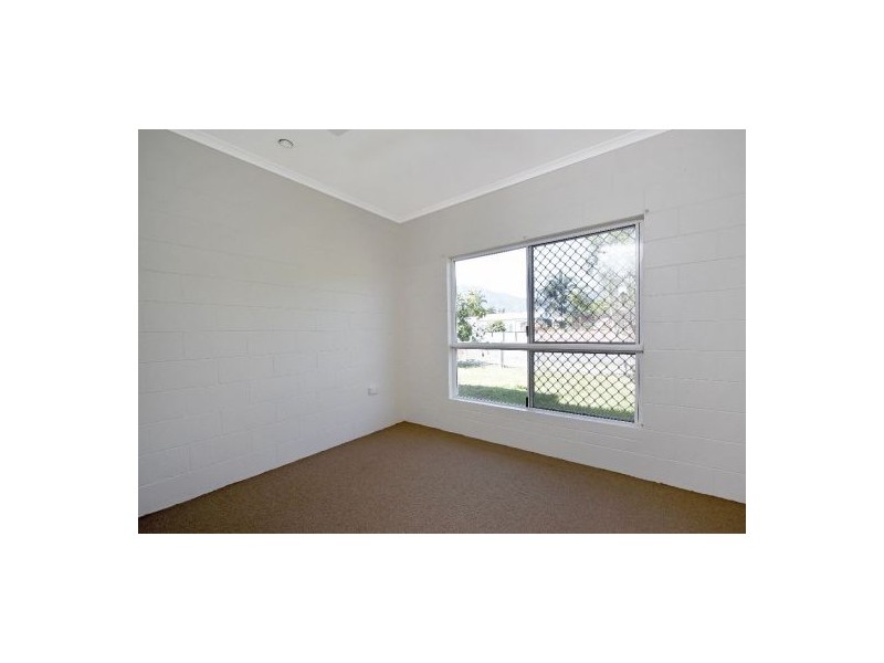 94 McLaughlin Road, Bentley Park QLD 4869