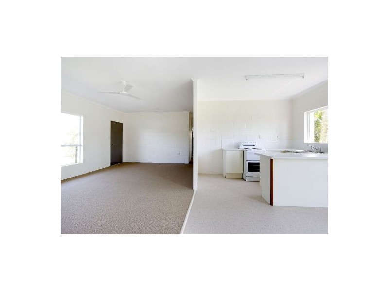 94 McLaughlin Road, Bentley Park QLD 4869