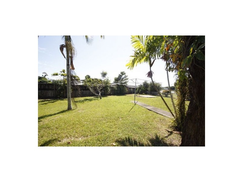 94 McLaughlin Road, Bentley Park QLD 4869