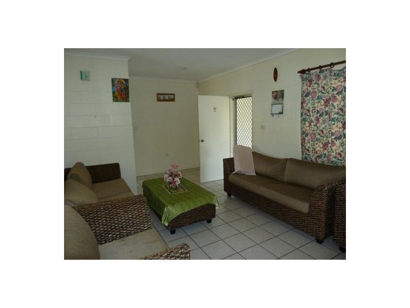 179 Swallow Street, Mooroobool QLD 4870