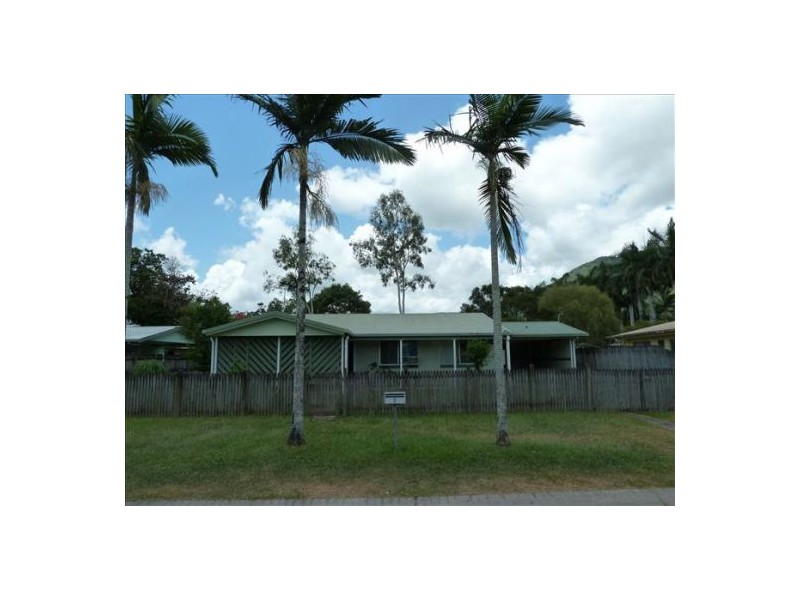 2 Avocado Street, Manoora QLD 4870