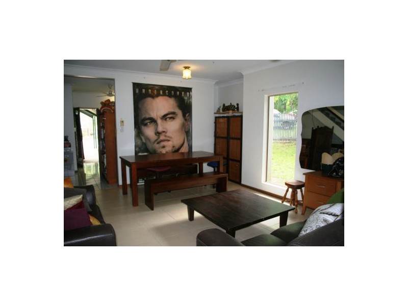 1/82-84 Old Smithfield Road, Freshwater QLD 4870