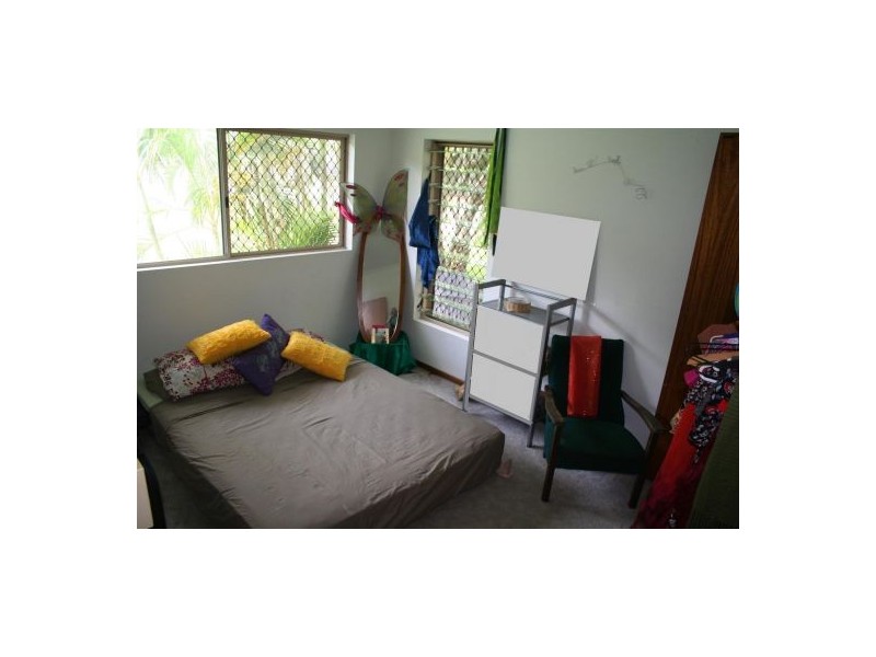 1/82-84 Old Smithfield Road, Freshwater QLD 4870