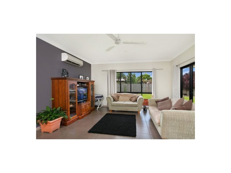 87 Walker Road, Bentley Park QLD 4869