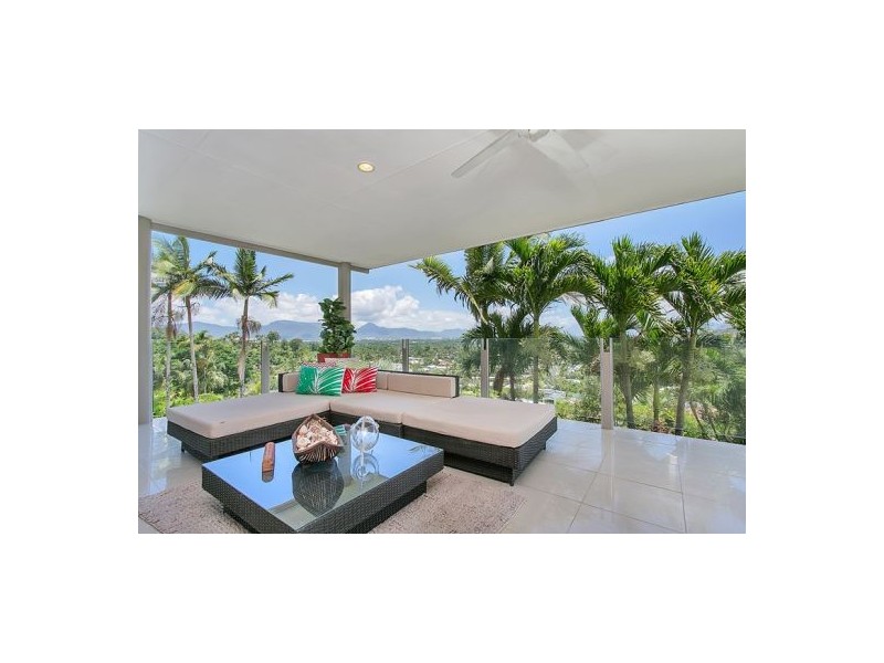 102 Nolan Street, Whitfield QLD 4870