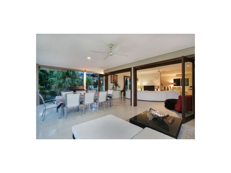 102 Nolan Street, Whitfield QLD 4870
