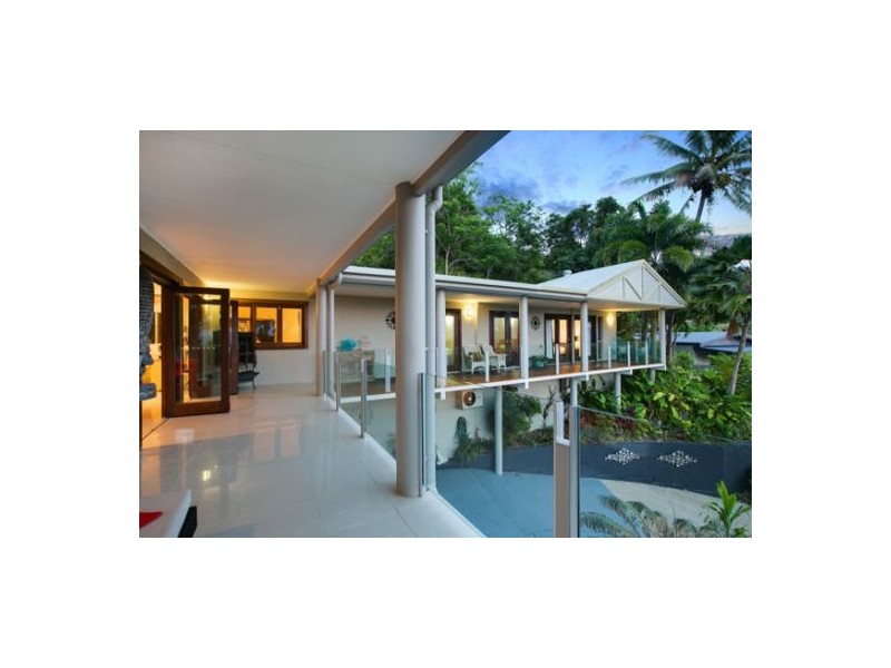 102 Nolan Street, Whitfield QLD 4870
