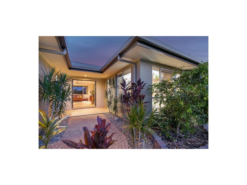 9 Denmark Street, Edmonton QLD 4869