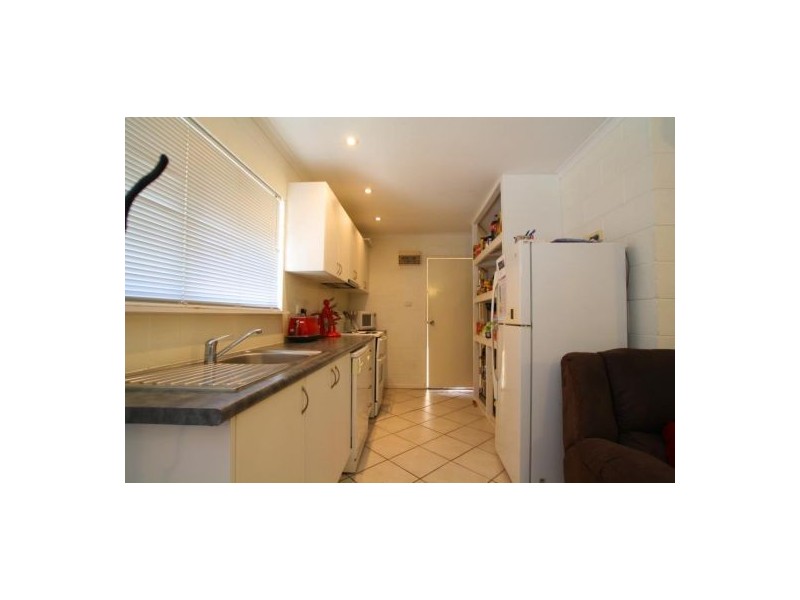 9/31 Digger St, Cairns North QLD 4870