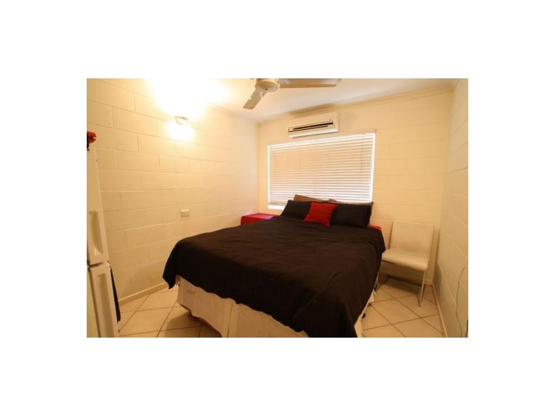 9/31 Digger St, Cairns North QLD 4870