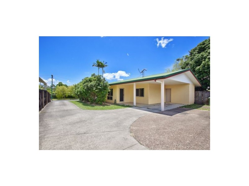 1/5 Coolabah Close, White Rock QLD 4868