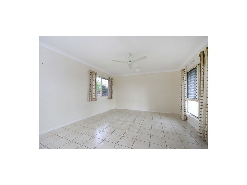 11 Sunrise Street, White Rock QLD 4868