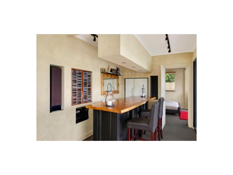 15 Sommerville Crescent, Whitfield QLD 4870