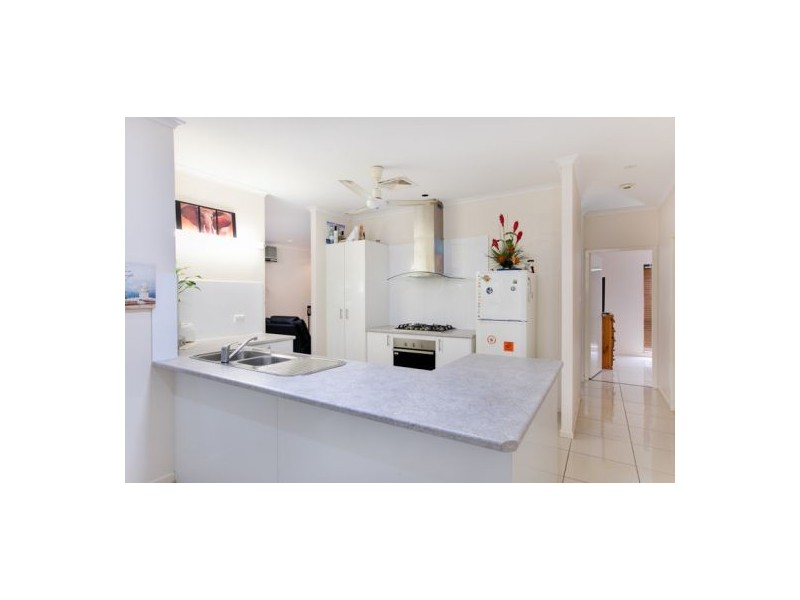 32 Villa Street, Bayview Heights QLD 4868