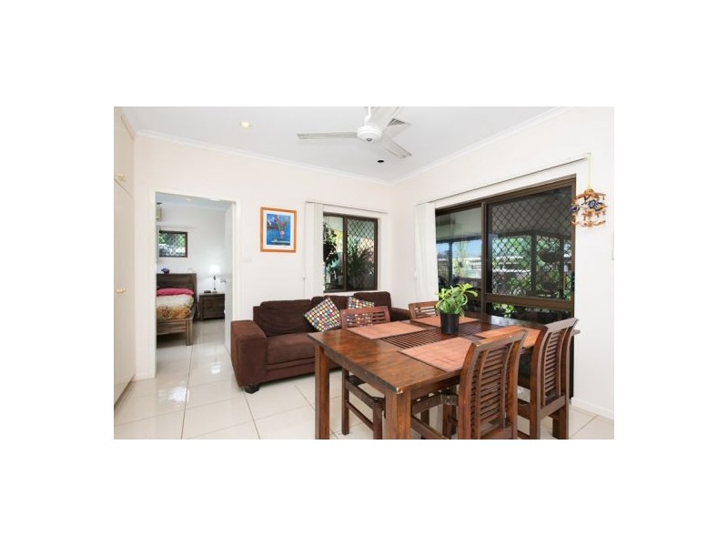 32 Villa Street, Bayview Heights QLD 4868