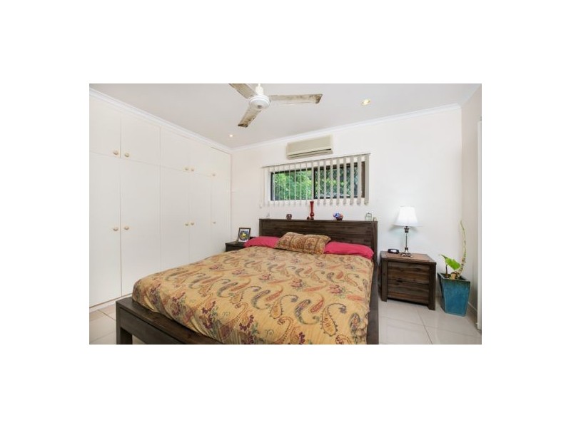 32 Villa Street, Bayview Heights QLD 4868