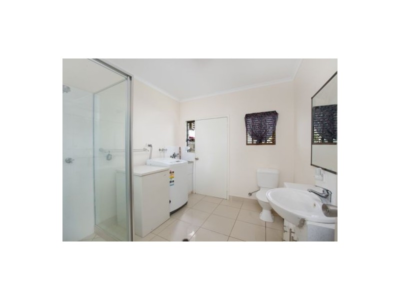 32 Villa Street, Bayview Heights QLD 4868