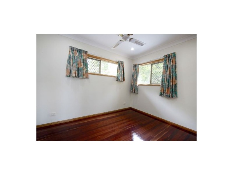 5 Hussar Close, Kanimbla QLD 4870