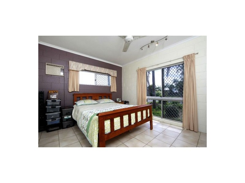 19 Tryal Street, Bentley Park QLD 4869