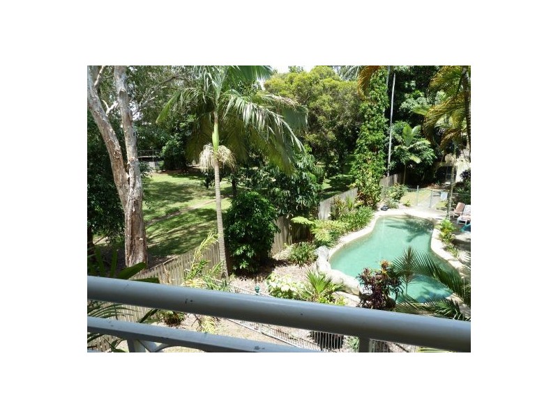 8/25 Digger St, Cairns North QLD 4870