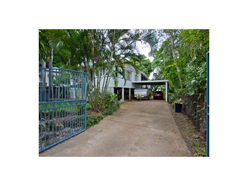 12 Whitfield Street, Aeroglen QLD 4870