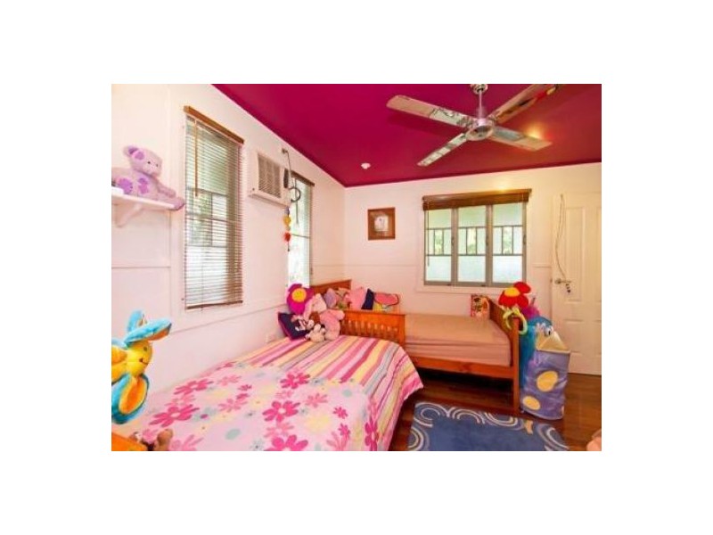 12 Whitfield Street, Aeroglen QLD 4870