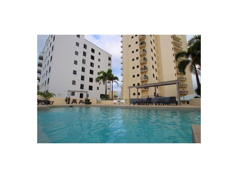 904/27 Wharf Street, Cairns City QLD 4870
