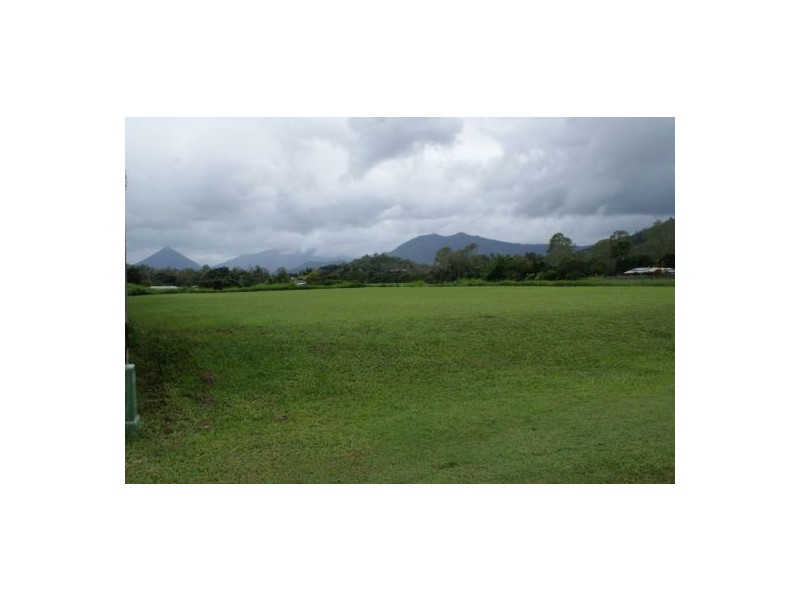 27 Arkendeith Drive, Edmonton QLD 4869