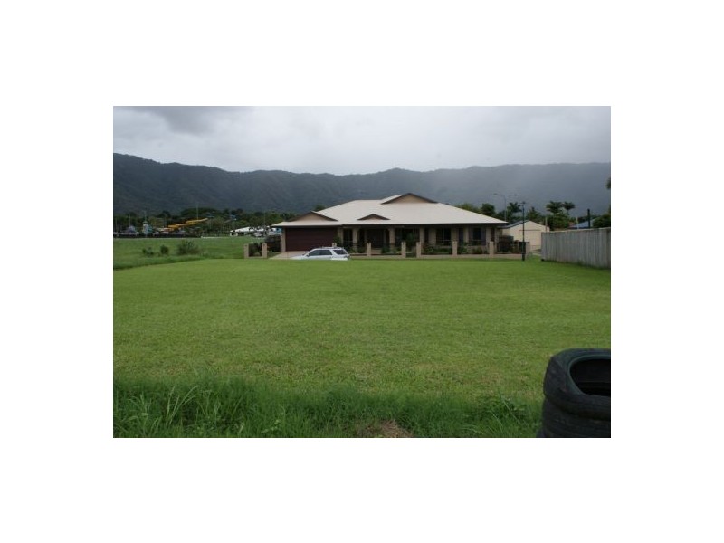 27 Arkendeith Drive, Edmonton QLD 4869