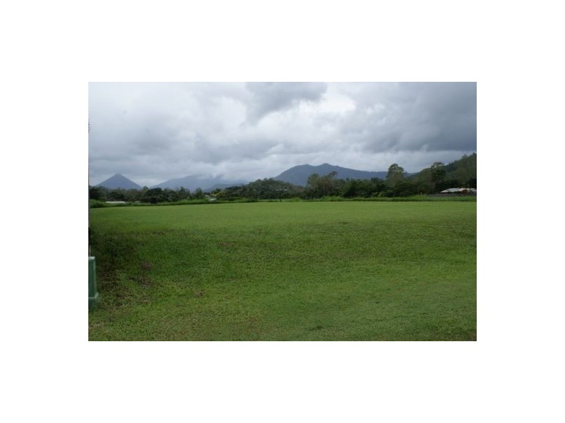 27 Arkendeith Drive, Edmonton QLD 4869