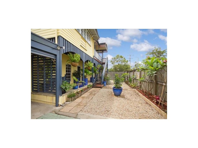 236 Aumuller Street, Westcourt QLD 4870